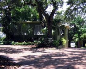 Landscape Design in Pinecrest